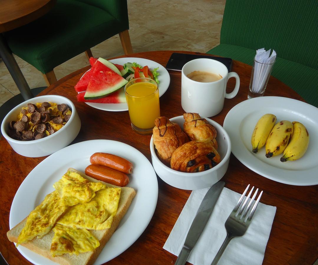 Diamond Hotel Кута Екстериор снимка