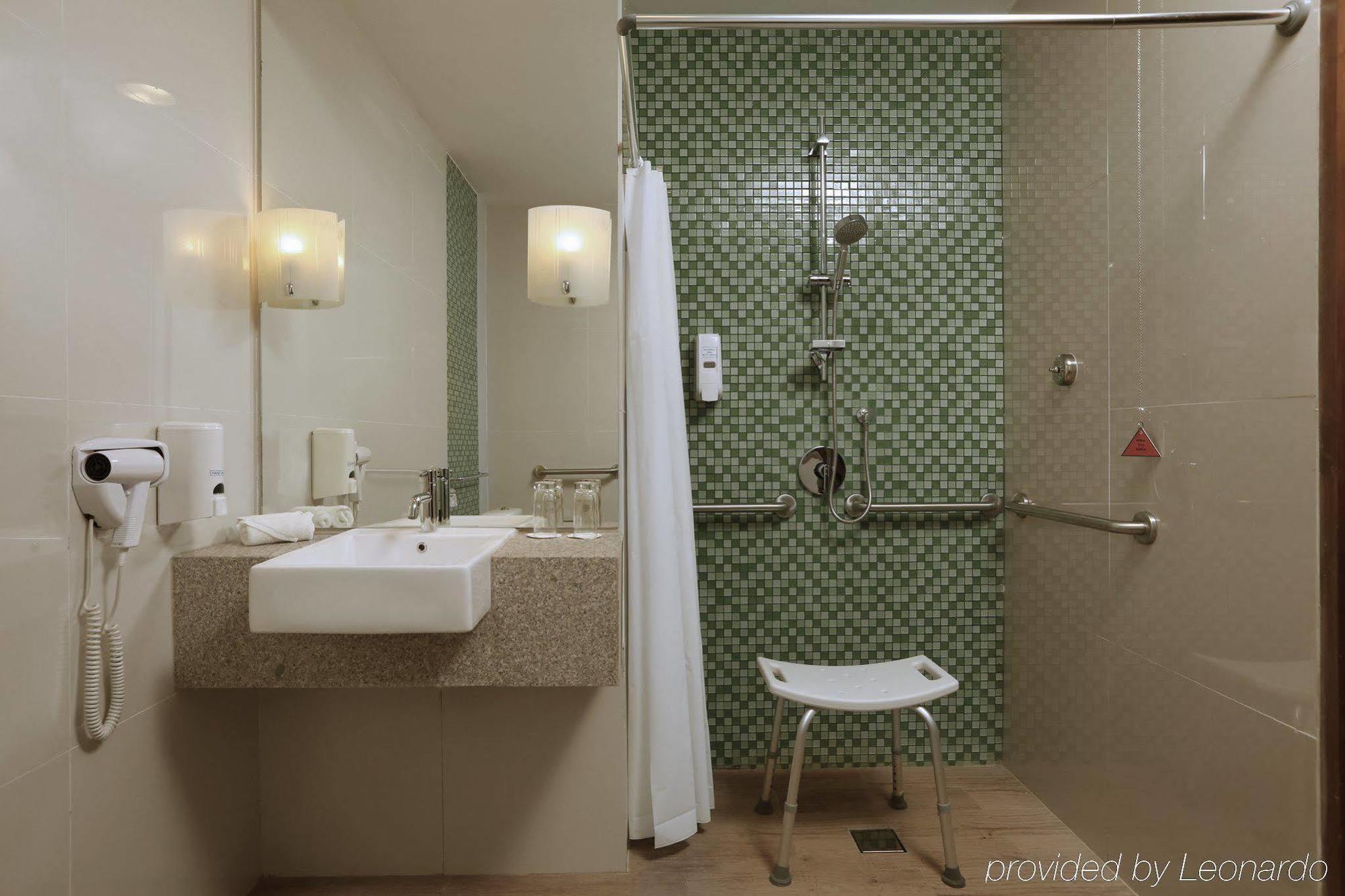Diamond Hotel Кута Екстериор снимка